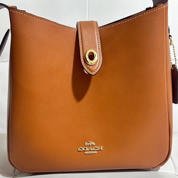 Coach Hadley Convertible- barely used - Picture 1 of 7